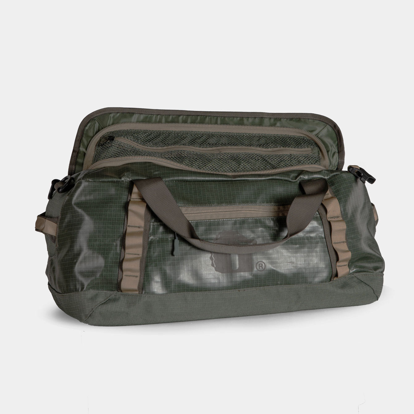 migrator duffle bag delta - open view