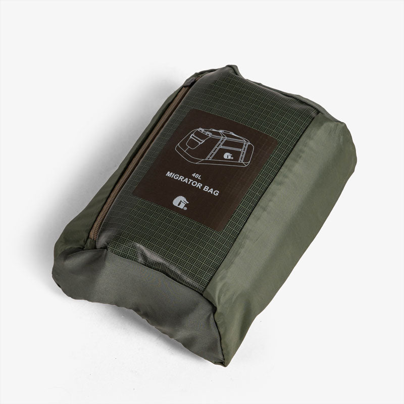 migrator duffle bag delta - folded view