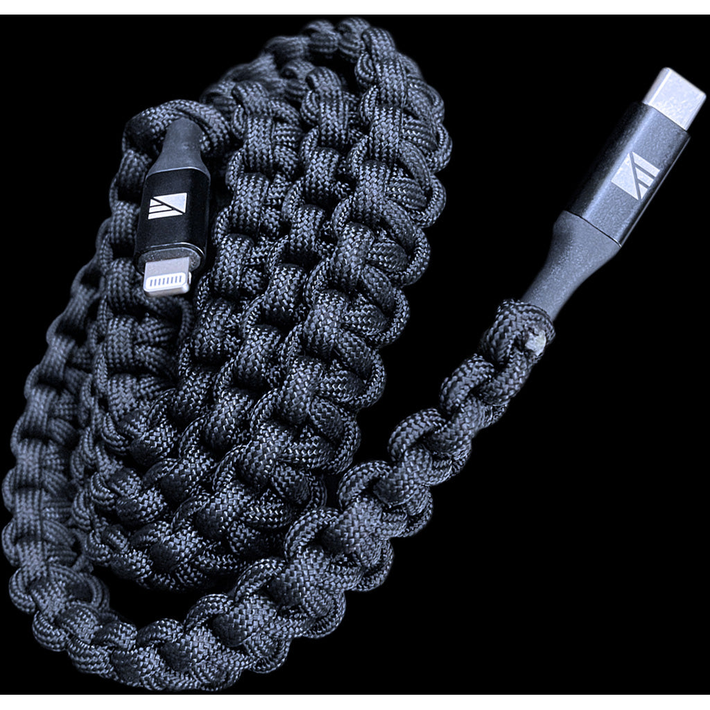 Dark Energy Lightning To C Paracord Cable  Black